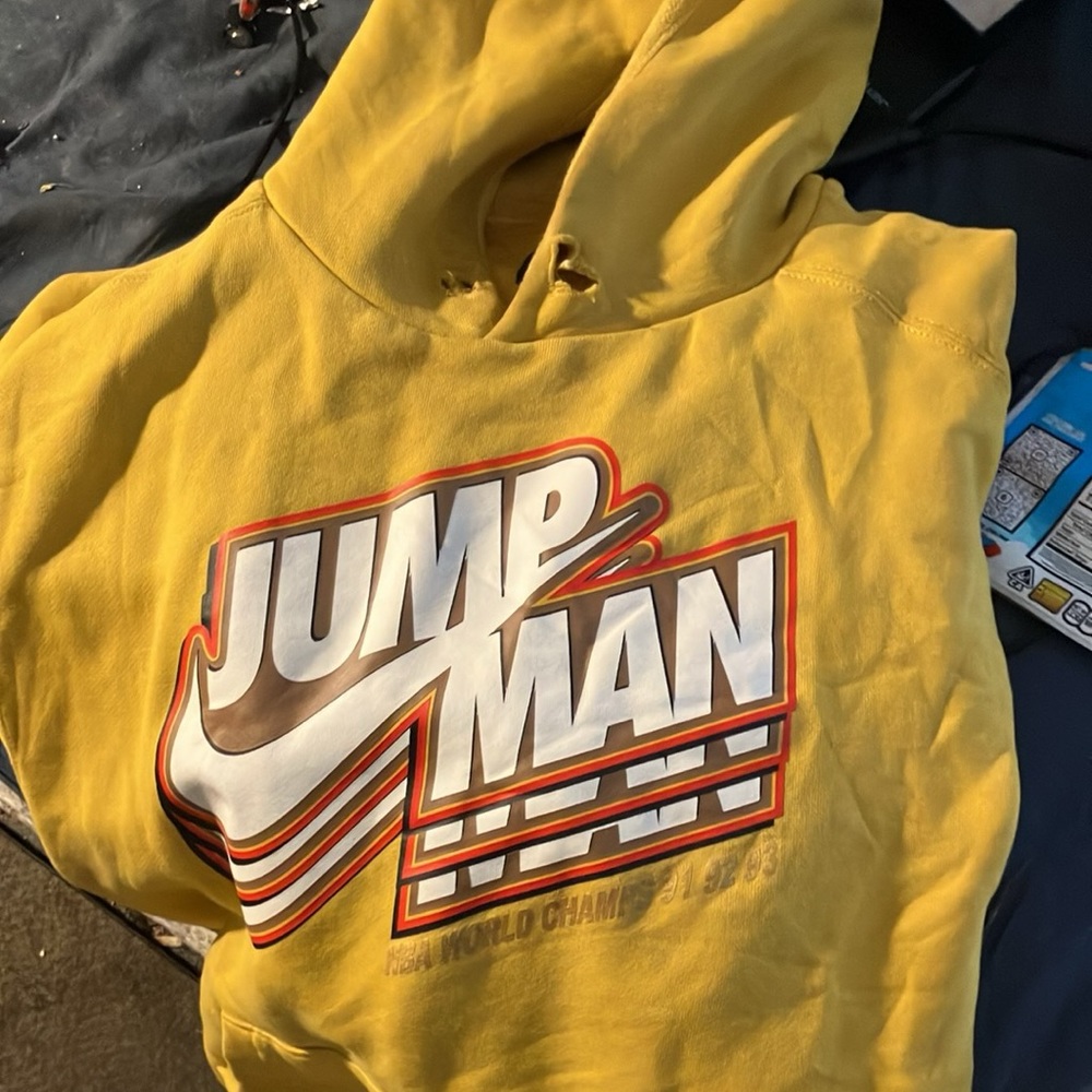 Green Nike jump man sweater